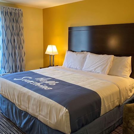 Days Inn By Wyndham Atlanta/Southlake/Morrow Esterno foto